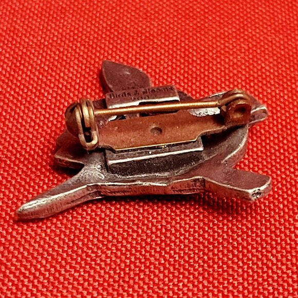 Birds and Blooms Silver Tone Pewter Bird on a Branch Lapel Pin 2002 - Picture 3 of 11